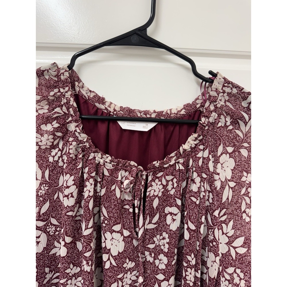 LC Lauren Conrad Blouse 1X Burgundy Floral Tie Front Flowy Artsy Layered Top 004